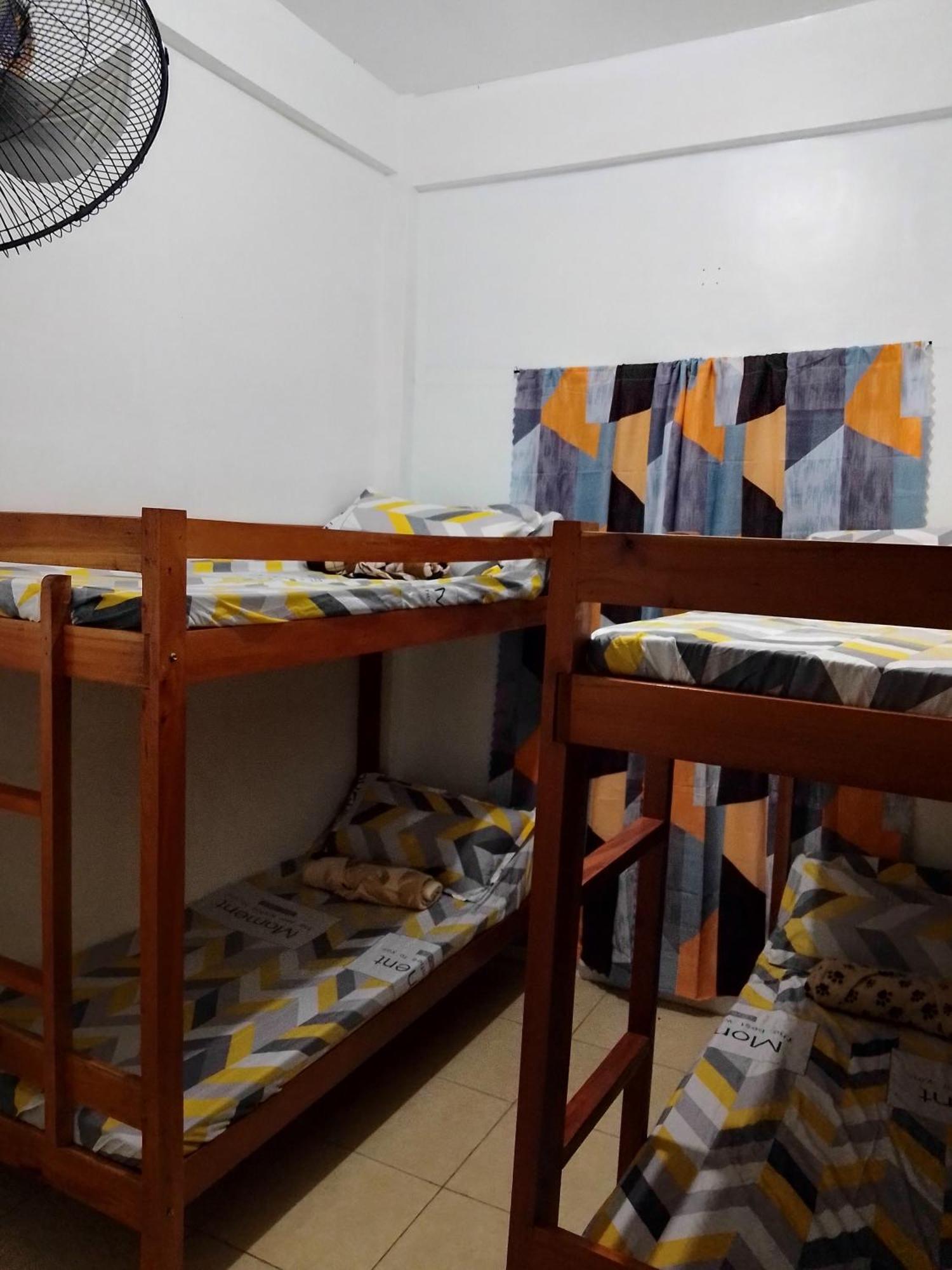 Estrelle Orange House - Backpackers Hub Lejlighed Puerto Princesa Eksteriør billede